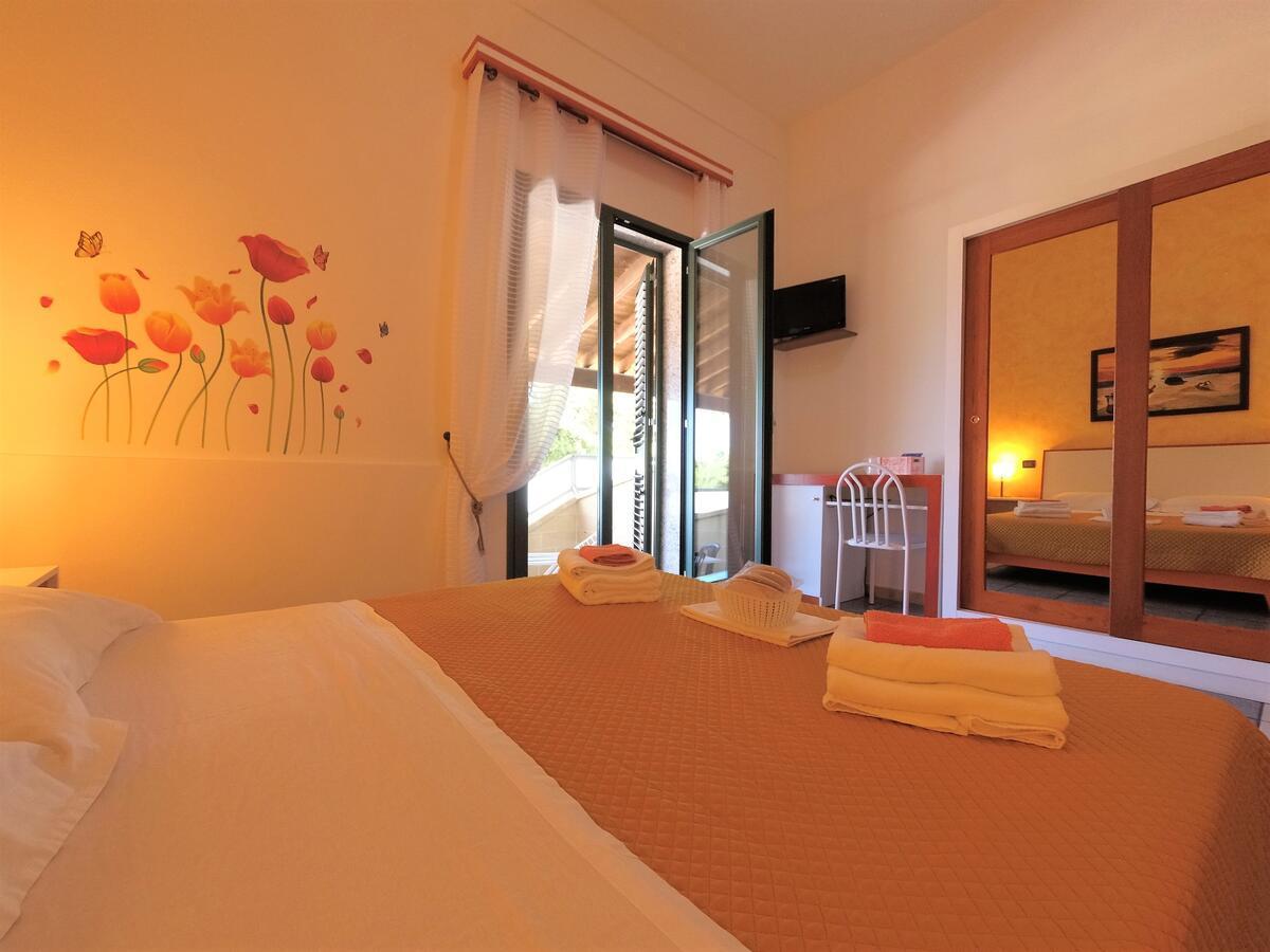 Hotel Alba Chiara Sant'Andrea Salento Εξωτερικό φωτογραφία